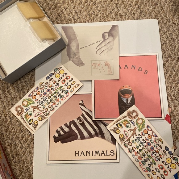 Vintage The Green Tiger’s Hand Painting Kit - Picture 2 of 3